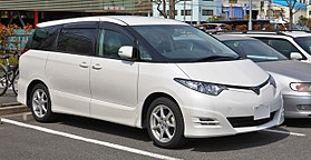 Toyota Estima R50 001.jpg